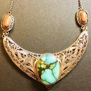 Pre- owned Vintage Native American starling silver necklace TURQUOISE & CORAL